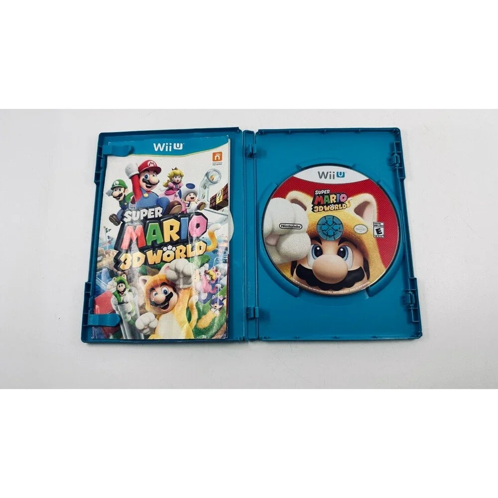 Super Mario 3D World - Nintendo Wii U, Complete in Box